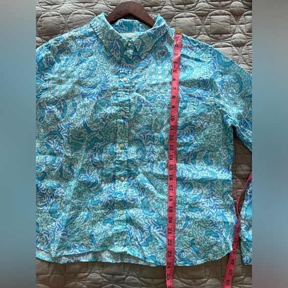 Lilly Pulitzer Women's Coralynn Button-Down - Picture 13 of 16